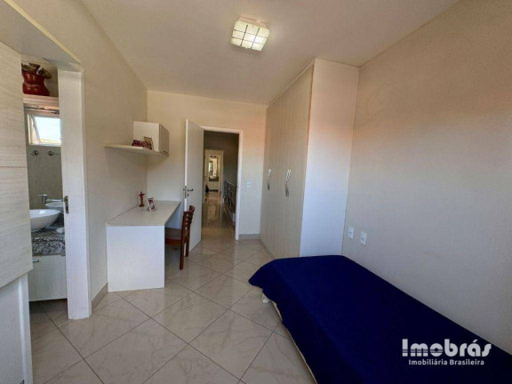 Imagem Casa com 5 Quartos à Venda, 158 m² em Lago Jacarey - Fortaleza Imagem Casa com 5 Quartos à Venda, 158 m² em Lago Jacarey - Fortaleza