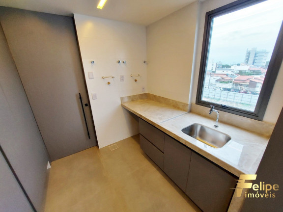 Imagem Imóvel com 4 Quartos à Venda, 155 m² em Centro - Linhares
