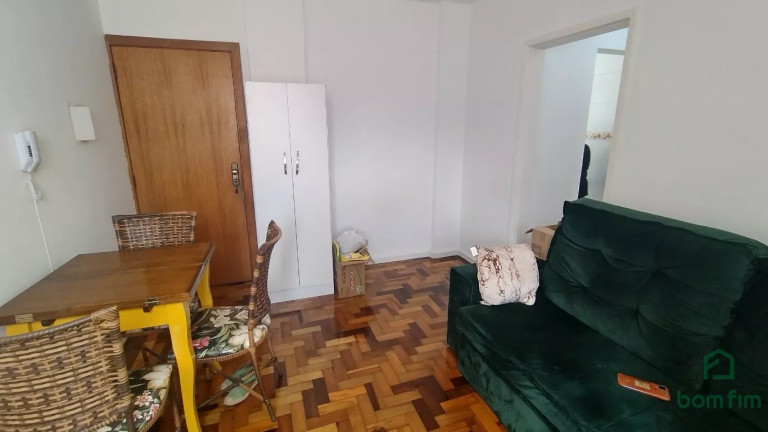 Imagem Apartamento com 1 Quarto à Venda, 35 m² em Centro Histórico - Porto Alegre Imagem Apartamento com 1 Quarto à Venda, 35 m² em Centro Histórico - Porto Alegre