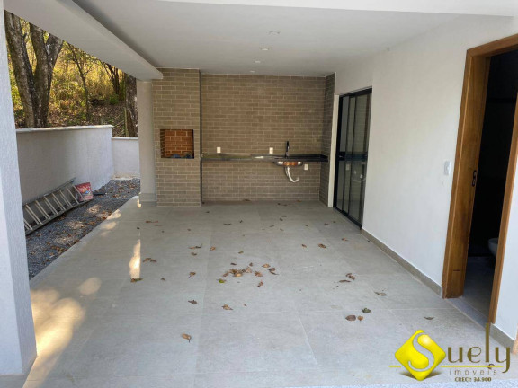 Imagem Casa com 3 Quartos à Venda, 360 m² em Maricá