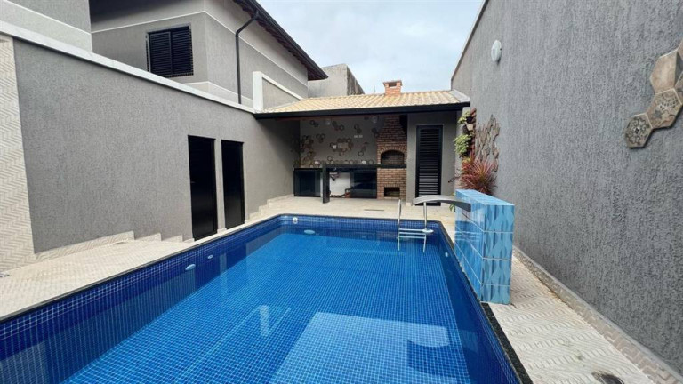 Imagem Casa com 2 Quartos à Venda, 49 m² em Maracanã - Praia Grande Imagem Casa com 2 Quartos à Venda, 49 m² em Maracanã - Praia Grande