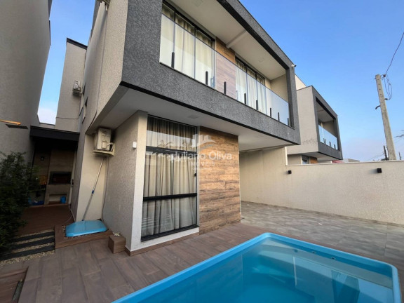 Sobrado com 3 Quartos à Venda, 176 m² em Sai Mirim - Itapoá