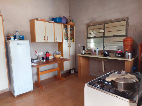 Imagem Casa com 1 Quarto à Venda, 1.306 m² em Maracanã - Atibaia