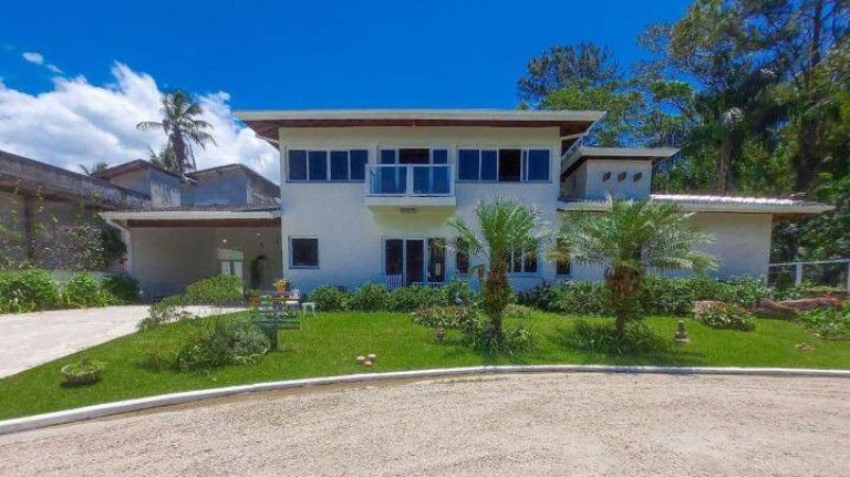 Casa com 4 Quartos à Venda, 340 m² em Horto Florestal - Ubatuba