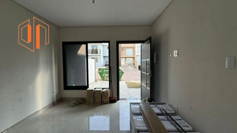 Imagem Sobrado com 3 Quartos à Venda, 112 m² em Pinheirinho - Curitiba