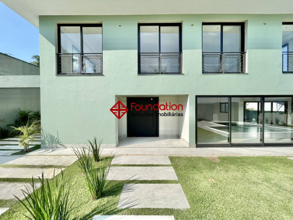 Imagem Casa de Condomínio com 4 Quartos à Venda, 1 m² em Jardim Passargada I - Cotia