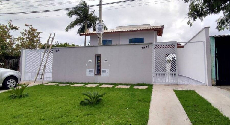 Sobrado com 3 Quartos à Venda, 150 m² em Jardim Ribamar - Peruíbe
