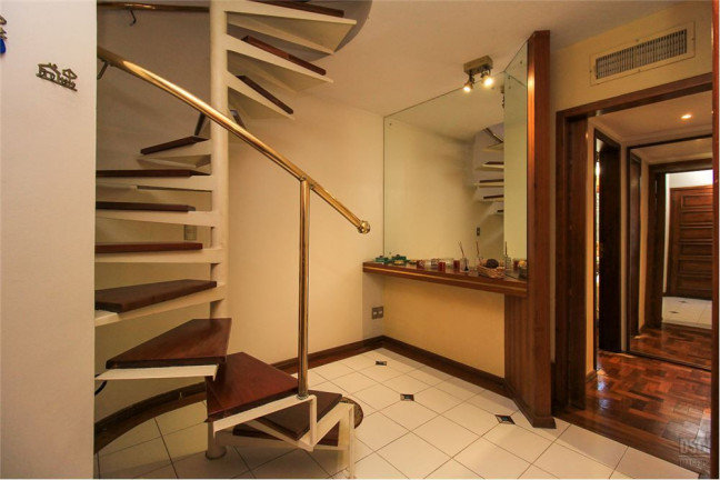 Imagem Apartamento com 3 Quartos à Venda, 157 m² em Petrópolis - Porto Alegre