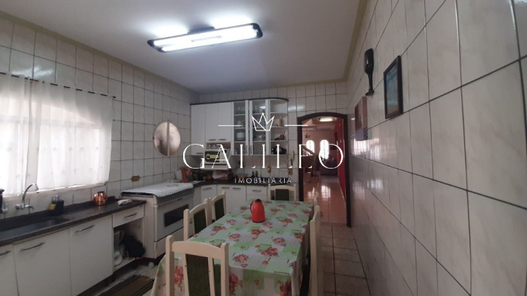 Imagem Sobrado com 4 Quartos à Venda, 183 m² em Vila Vianelo - Jundiaí