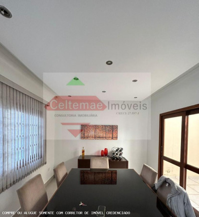Imagem Casa com 4 Quartos à Venda, 145 m² em Parque Sao Luis - Taubaté