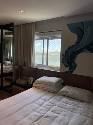 Imagem Apartamento com 3 Quartos à Venda, 140 m² em Centro - Piçarras