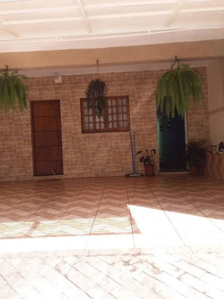 Casa com 3 Quartos à Venda, 220 m² em Conjunto Habitacional Padre José De Anchieta - São Paulo