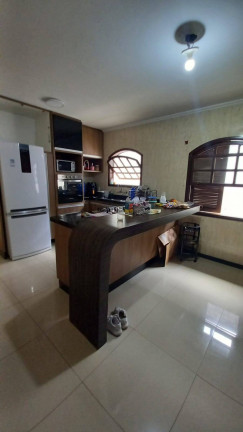 Imagem Casa com 4 Quartos à Venda,  em Conego - Nova Friburgo