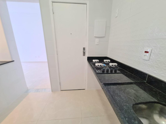 Imagem Apartamento com 2 Quartos à Venda, 60 m² em Copacabana - Rio De Janeiro Imagem Apartamento com 2 Quartos à Venda, 60 m² em Copacabana - Rio De Janeiro