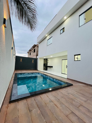 Imagem Casa com 4 Quartos à Venda, 235 m² em Setor Habitacional Vicente Pires - Brasília