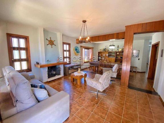Imagem Casa com 3 Quartos à Venda, 174 m² em Centro - Xangri-lá