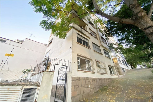 Imóvel com 3 Quartos à Venda,  em Petrópolis - Porto Alegre