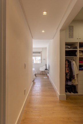 Imagem Apartamento com 3 Quartos à Venda, 232 m² em Petrópolis - Porto Alegre