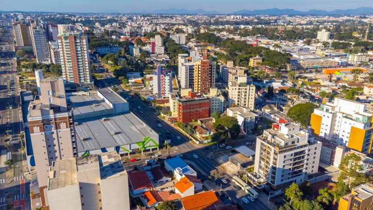 Imagem Terreno à Venda, 343 m² em Cabral - Curitiba Imagem Terreno à Venda, 343 m² em Cabral - Curitiba