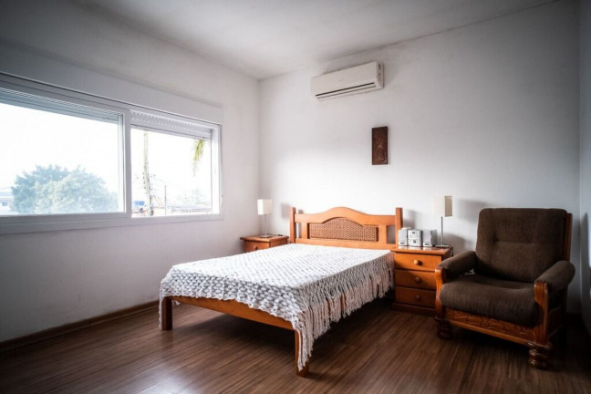 Imagem Imóvel com 4 Quartos à Venda,  em Protásio Alves - Porto Alegre