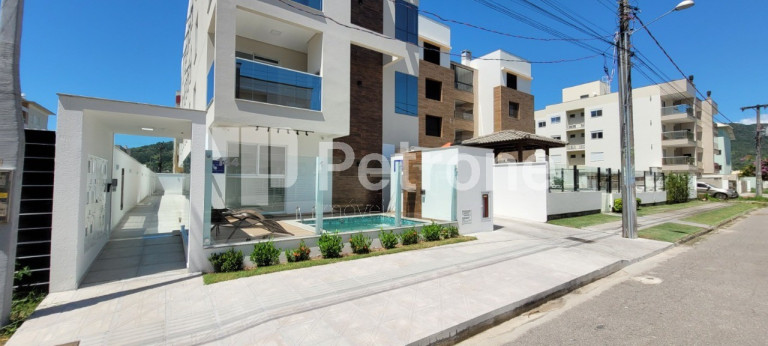 Imagem Apartamento com 2 Quartos à Venda, 65 m² em Palmas - Governador Celso Ramos
