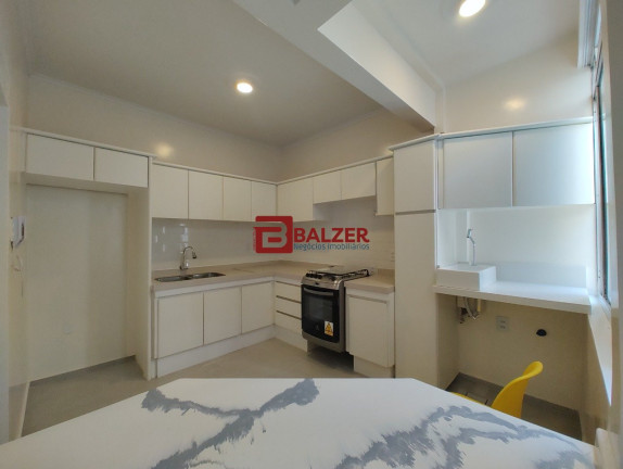 Imagem Apartamento com 2 Quartos à Venda, 65 m² em Centro - Florianópolis Imagem Apartamento com 2 Quartos à Venda, 65 m² em Centro - Florianópolis