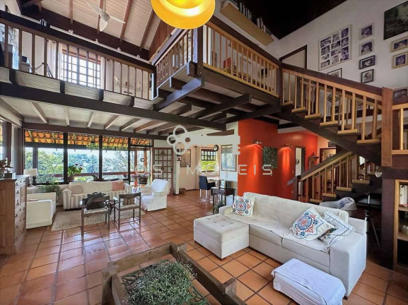 Imagem Casa com 5 Quartos à Venda, em Vila Santo Antônio - Cotia Imagem Casa com 5 Quartos à Venda, em Vila Santo Antônio - Cotia
