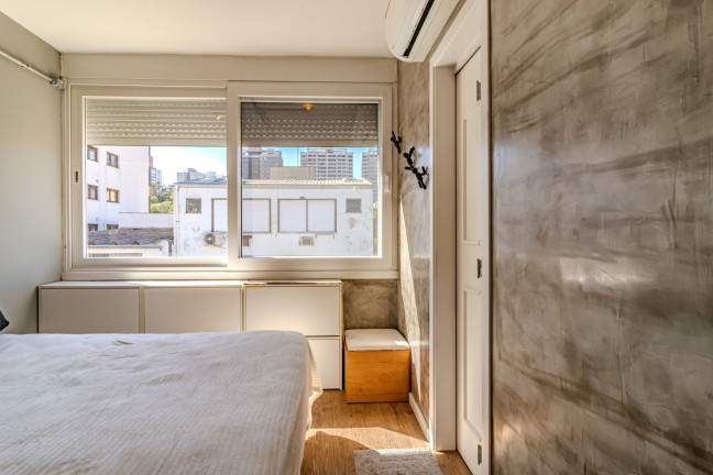 Imagem Apartamento com 1 Quarto à Venda, 33 m² em Rio Branco - Porto Alegre Imagem Apartamento com 1 Quarto à Venda, 33 m² em Rio Branco - Porto Alegre