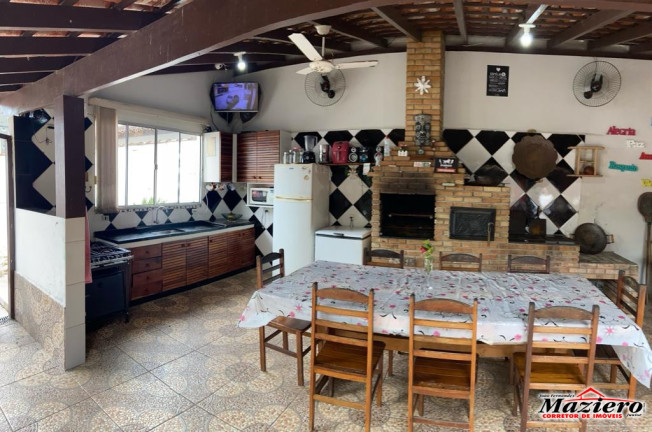 Imagem Sobrado com 3 Quartos à Venda, 215 m² em Centro - Ubatuba Imagem Sobrado com 3 Quartos à Venda, 215 m² em Centro - Ubatuba