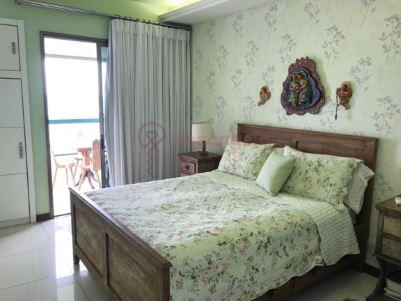 Imagem Apartamento com 4 Quartos à Venda, 198 m² em Itapuã - Vila Velha