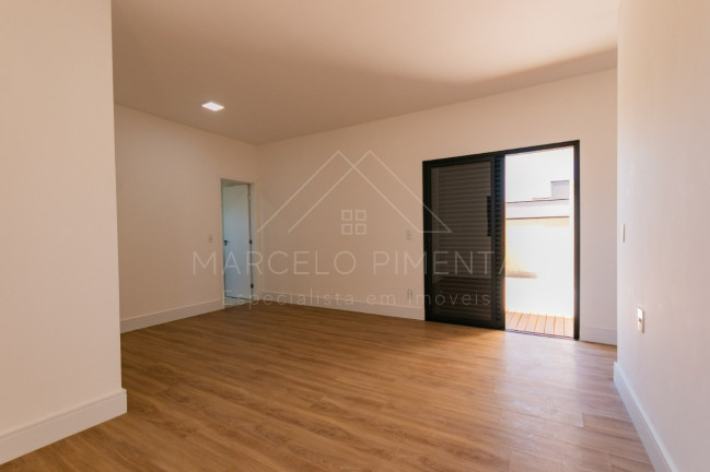 Imagem Casa com 3 Quartos à Venda, 300 m² em Roncáglia - Valinhos