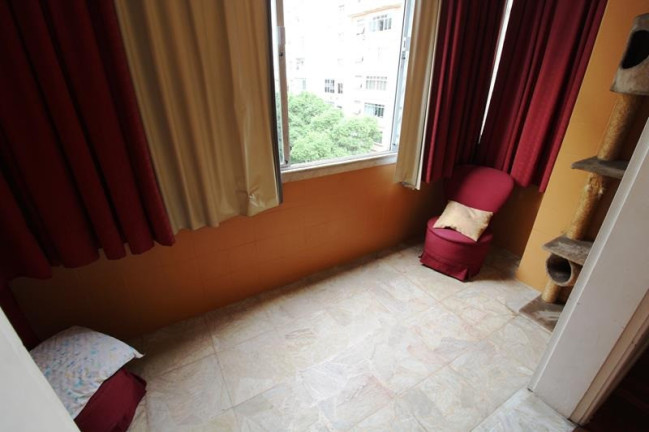Imagem Apartamento com 4 Quartos para Temporada, 130 m² em Copacabana - Rio De Janeiro Imagem Apartamento com 4 Quartos para Temporada, 130 m² em Copacabana - Rio De Janeiro