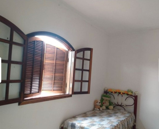 Imagem Casa com 4 Quartos à Venda, 103 m² em Parque São Cristóvão - Taubaté