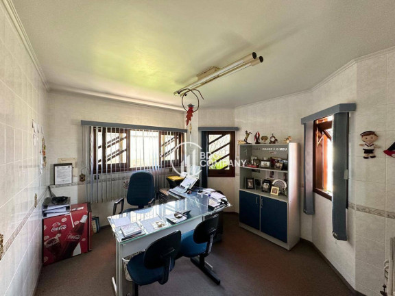 Imagem Casa com 7 Quartos à Venda, 450 m² em Boa Vista - Ponta Grossa Imagem Casa com 7 Quartos à Venda, 450 m² em Boa Vista - Ponta Grossa