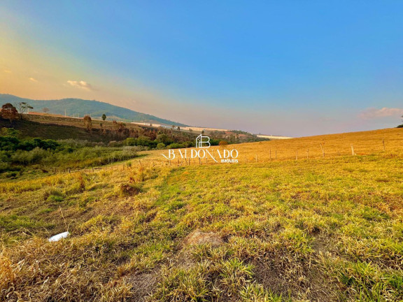 Imagem Terreno à Venda, 253 m² em Centro - Extrema Imagem Terreno à Venda, 253 m² em Centro - Extrema