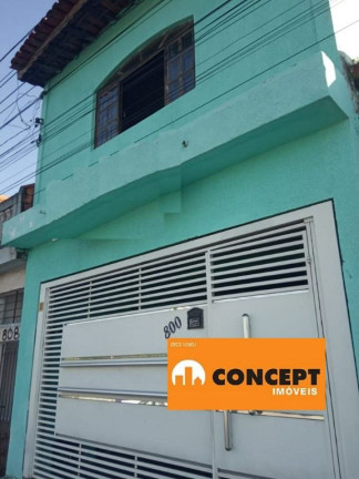 Sobrado com 4 Quartos à Venda, 200 m² em Jardim Itamarati - Poá