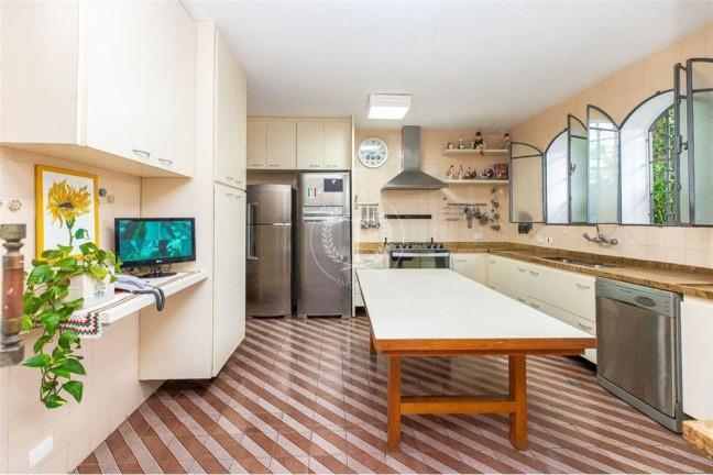 Imagem Casa com 4 Quartos à Venda, 641 m² em Jardim Leonor - São Paulo