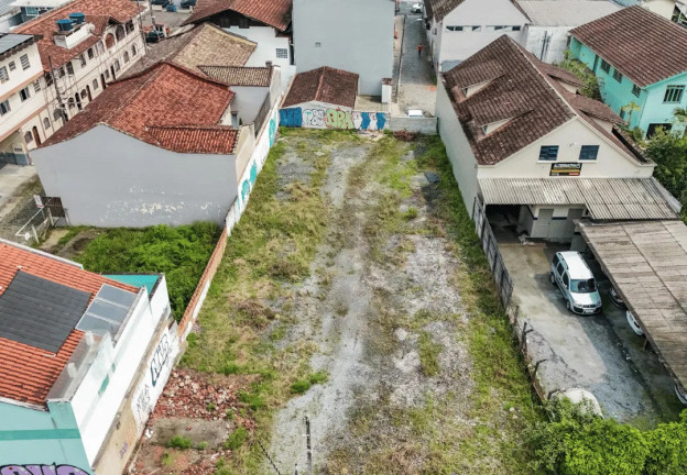 Imagem Terreno à Venda, 1.402 m² em Victor Konder - Blumenau Imagem Terreno à Venda, 1.402 m² em Victor Konder - Blumenau
