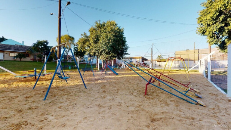 Imagem Imóvel com 4 Quartos à Venda, em Campo Novo - Porto Alegre Imagem Imóvel com 4 Quartos à Venda, em Campo Novo - Porto Alegre