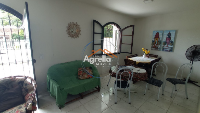 Imagem Casa com 4 Quartos à Venda, 230 m² em Perequê Açu - Ubatuba Imagem Casa com 4 Quartos à Venda, 230 m² em Perequê Açu - Ubatuba