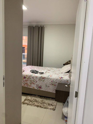 Imagem Casa com 3 Quartos à Venda, em Eldorado - Diadema Imagem Casa com 3 Quartos à Venda, em Eldorado - Diadema