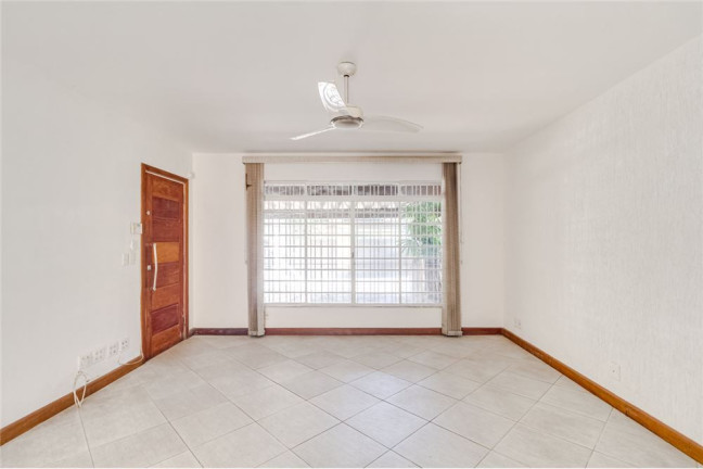 Imagem Casa com 3 Quartos à Venda, em Brooklin Paulista - São Paulo Imagem Casa com 3 Quartos à Venda, em Brooklin Paulista - São Paulo