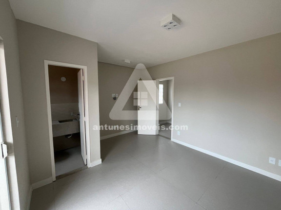 Imagem Casa com 3 Quartos à Venda, 200 m² em Jardim Excelsior - Cabo Frio