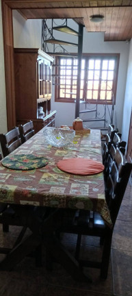 Imagem Casa com 3 Quartos à Venda, 222 m² em Jardim Floriano Pinheiro - Campos Do Jordão Imagem Casa com 3 Quartos à Venda, 222 m² em Jardim Floriano Pinheiro - Campos Do Jordão