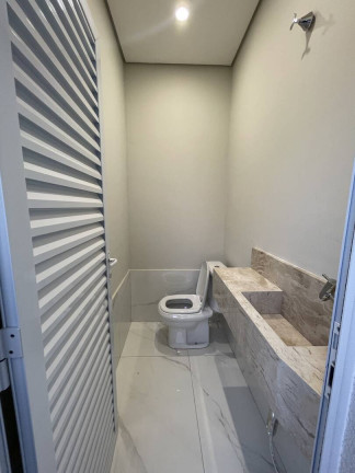 Imagem Casa de Condomínio com 3 Quartos à Venda, 250 m² em Cuiabá