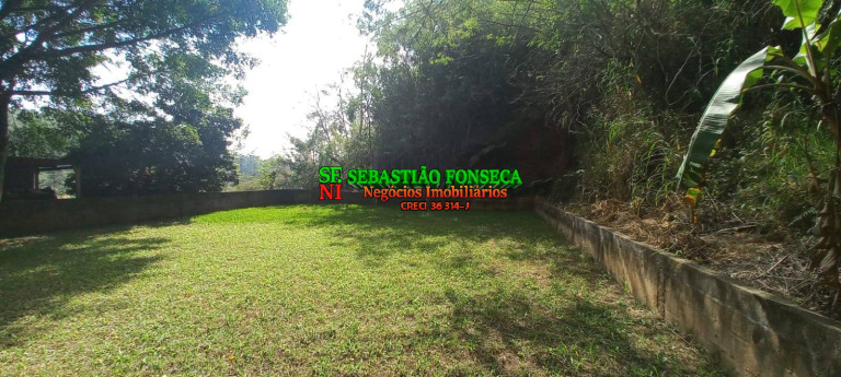 Imagem Chácara com 3 Quartos à Venda, 3.000 m² em Santa Branca Imagem Chácara com 3 Quartos à Venda, 3.000 m² em Santa Branca