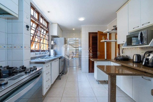 Imagem Casa com 4 Quartos à Venda, 375 m² em Moema - São Paulo Imagem Casa com 4 Quartos à Venda, 375 m² em Moema - São Paulo