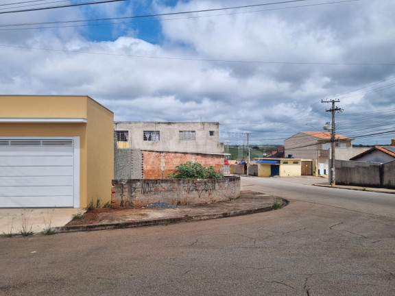 Imagem Casa com 2 Quartos à Venda, 163 m² em Jardim Santa Ines - Itapetininga Imagem Casa com 2 Quartos à Venda, 163 m² em Jardim Santa Ines - Itapetininga