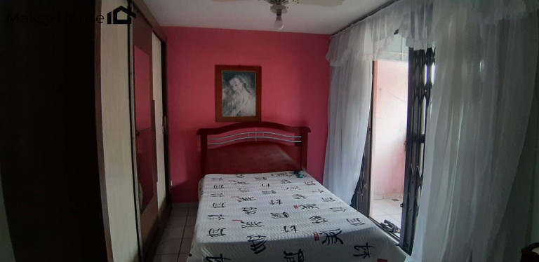 Imagem Sobrado com 3 Quartos à Venda,  em Centro - Guaratuba