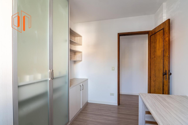 Imagem Apartamento com 3 Quartos à Venda, 84 m² em Ahú - Curitiba